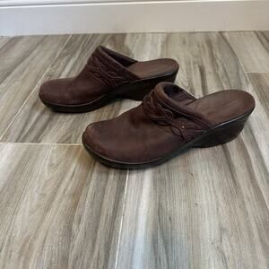 Clarks Mahogany Brown Clogs Leather Marion Coreen Braid‎ Wedge 10 Career Mule